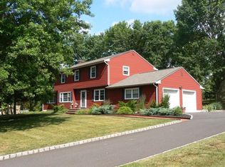 205 Short Hills Dr, Bridgewater, NJ 08807