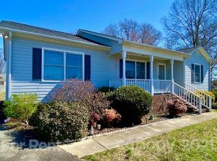 340 Valley Glenn Ct NW, Concord, NC 28027