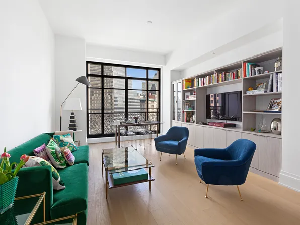 25 Park Row image 3 of 8