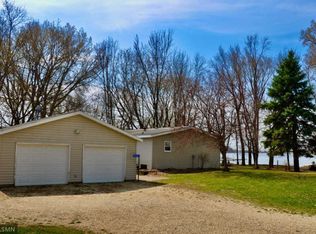 35066 Prairie Creek Ln, Le Center, MN 56057
