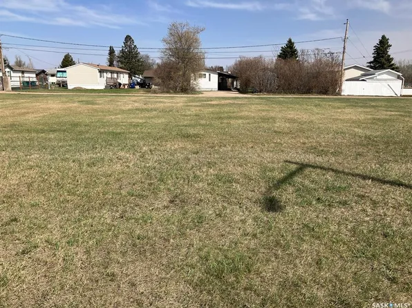 1219 3rd STREET W, Nipawin, SK S0E 1E0