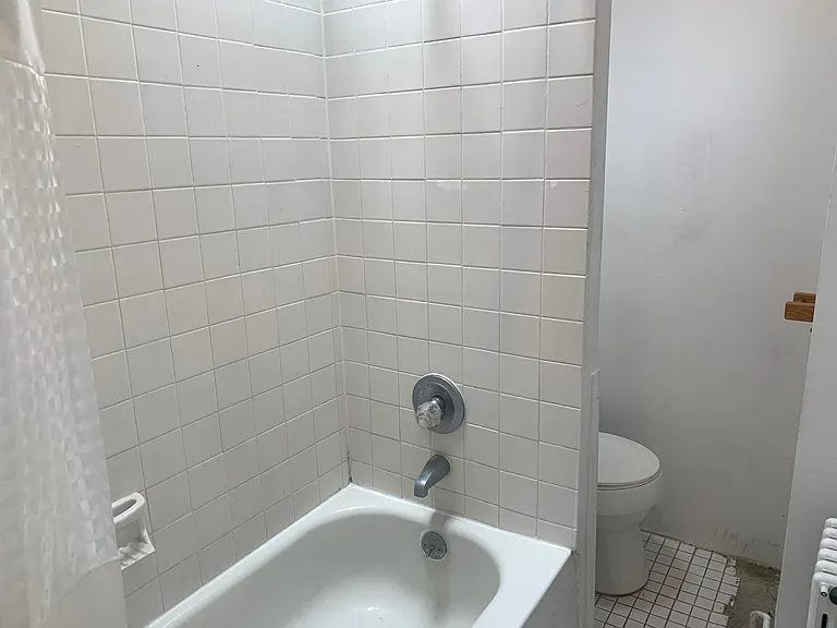 914 S 19th St #3 — Photo 11