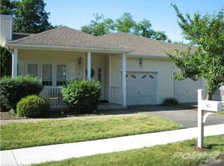 95 Rosewood Ln, Berlin, CT 06037