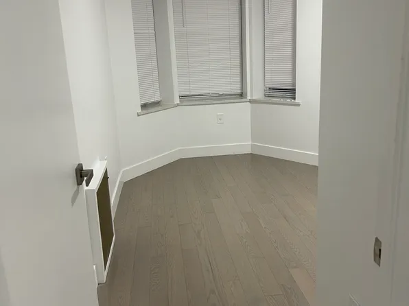 406 60th Street image 9 of 15