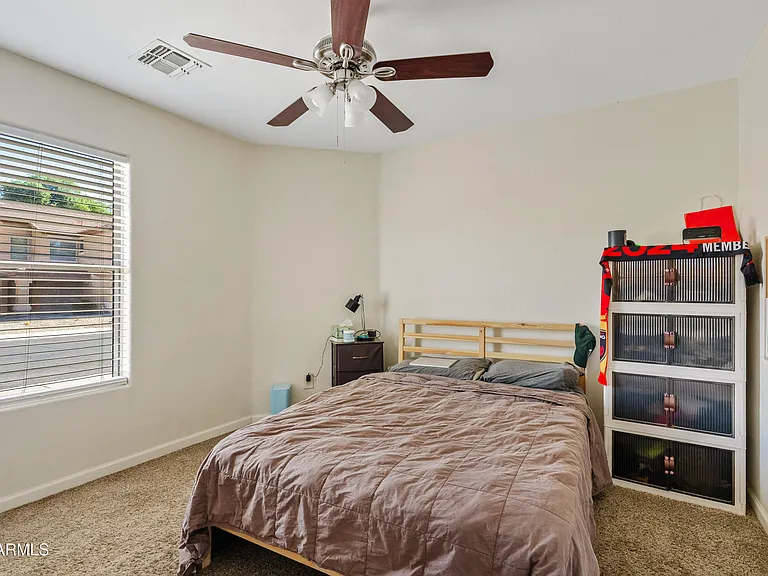 10901 W Lewis Ave — Photo 10
