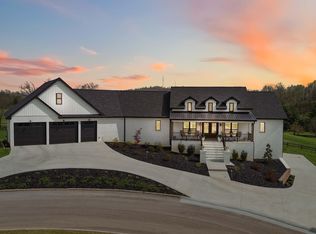 297 W Saddlebrook Dr, Somerset, KY 42503