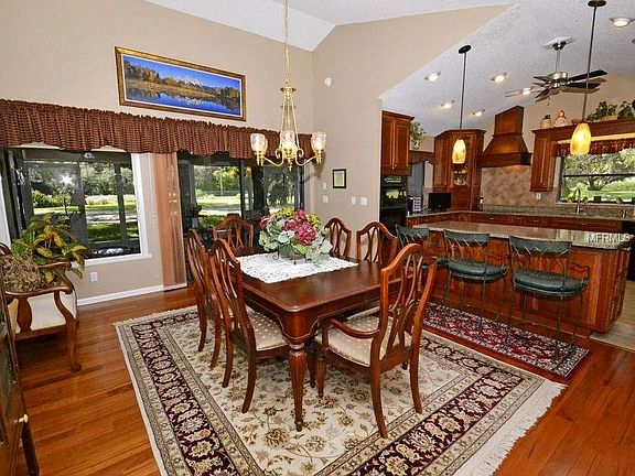 4th image of 2575 Royal Liverpool Dr