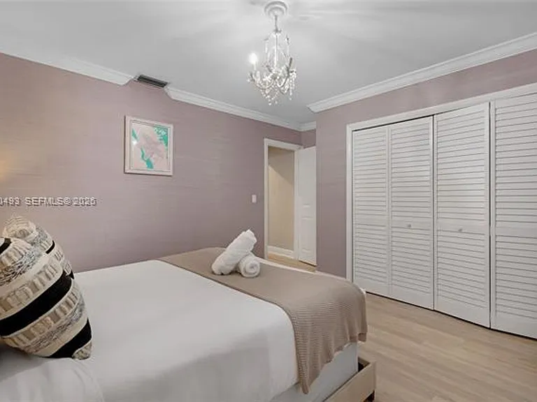 7711 Coquina Dr — Photo 31