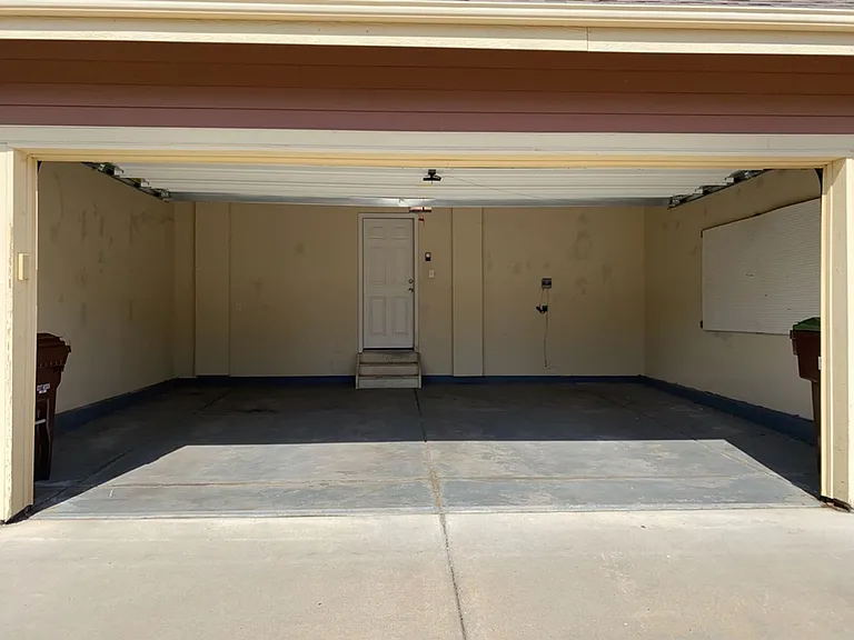 2738 Port Place Dr — Photo 38