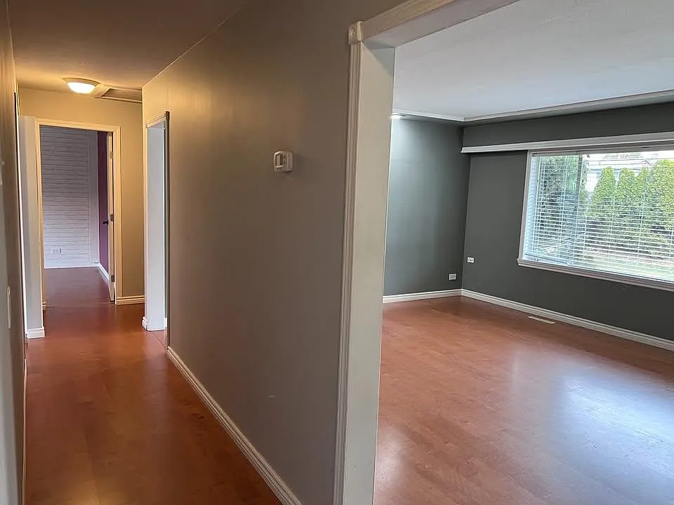 3 bed, 1328 sqft, $2,800 — Photo 3