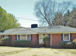 104 Edwards Rd, Greenville, SC 29615