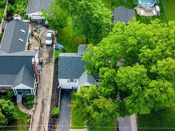 3rd image of 1292 Brooke Ave