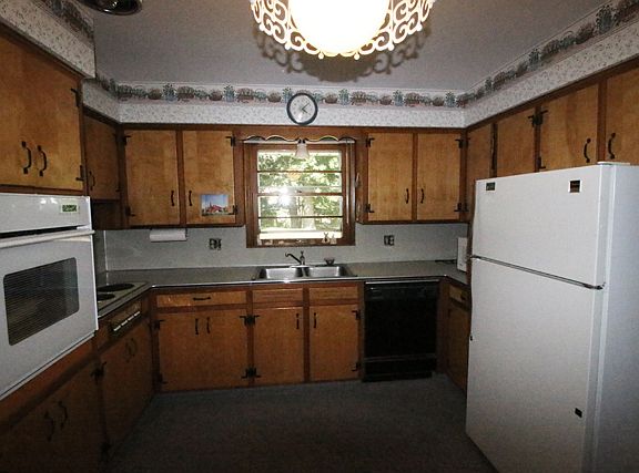 3rd image of 2549 16th St