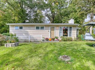 202 Roosevelt Rd, Hyde Park, NY