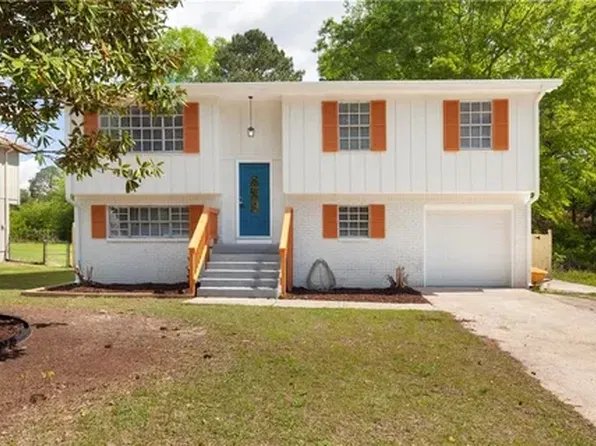 6425 Buckhurst Trl, Atlanta, GA 30349