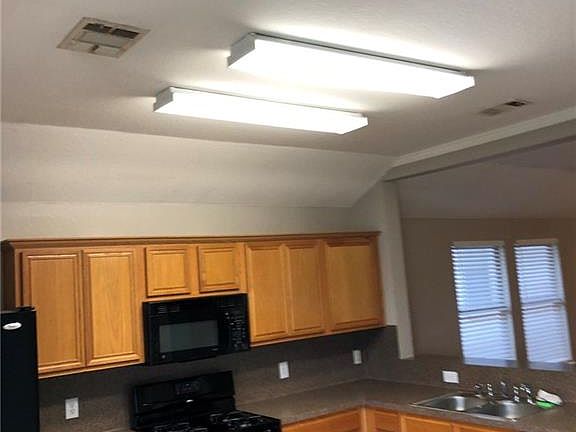 5th image of 1200 Charlotte Dr