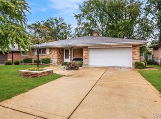 725 Buckley Rd, Saint Louis, MO 63125