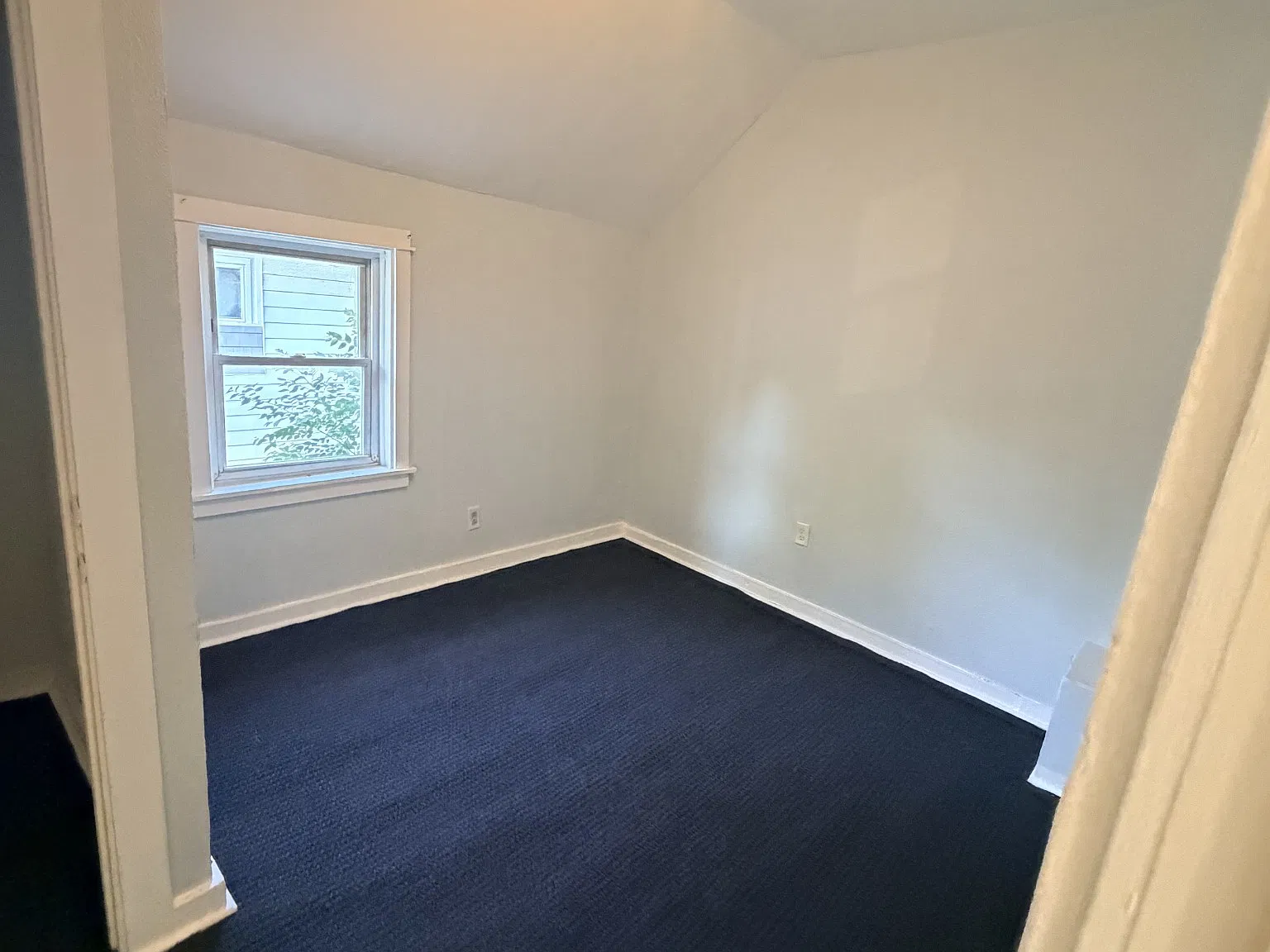 3 bed, 1338 sqft, $1,600 — Photo 3