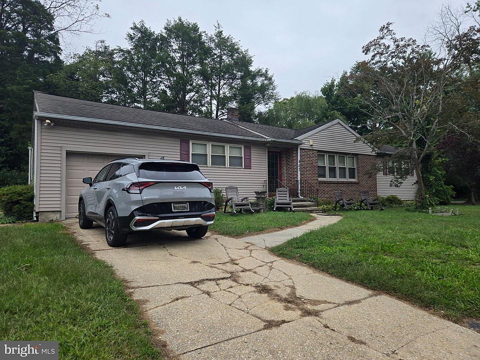 1st image of 507 Park Ln