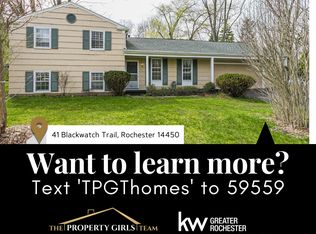 41 Blackwatch Trl, Fairport, NY 14450
