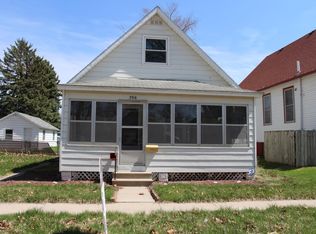 206 N 1st St, Missouri Valley, IA 51555