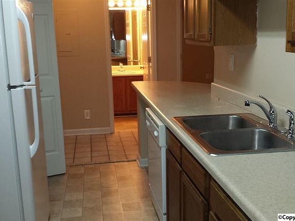 3rd image of 5115 7 Pine Cir