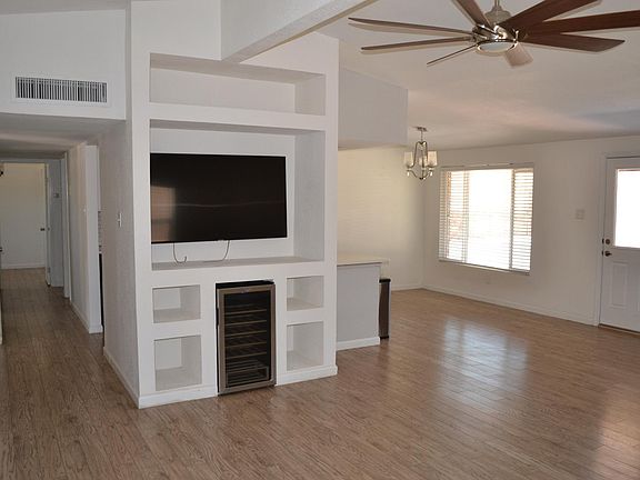 3rd image of 7309 Ramada Dr