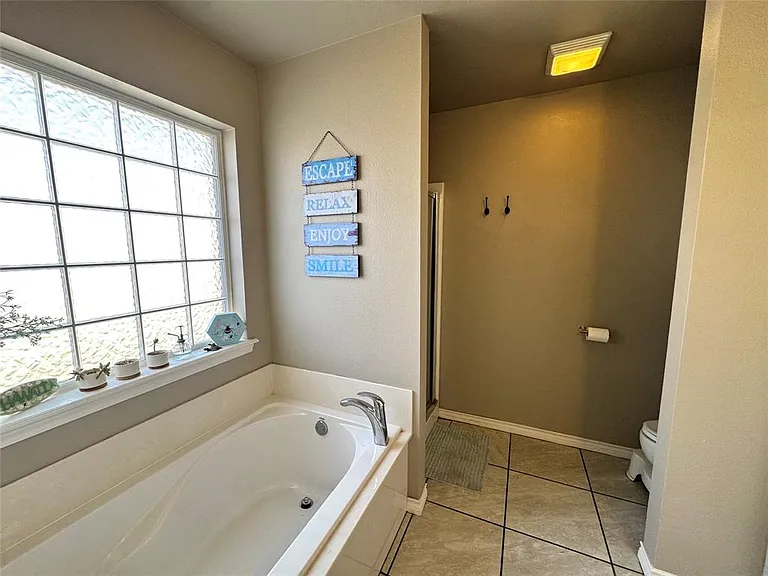 374 Miss Ellie Ln — Photo 10