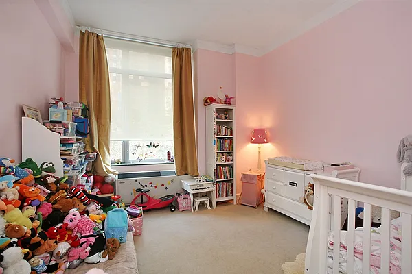 Sold by Corcoran | media 15