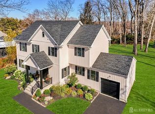 290 Fresh Ponds Rd S, Brunswick, NJ 08852