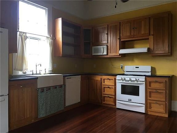 5th image of 3227 Saint Philip St