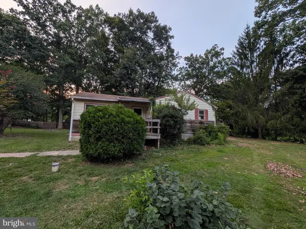 15 Acorn Dr, Elkton, MD 21921