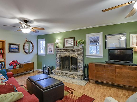 5th image of 115 Lakewood Cir