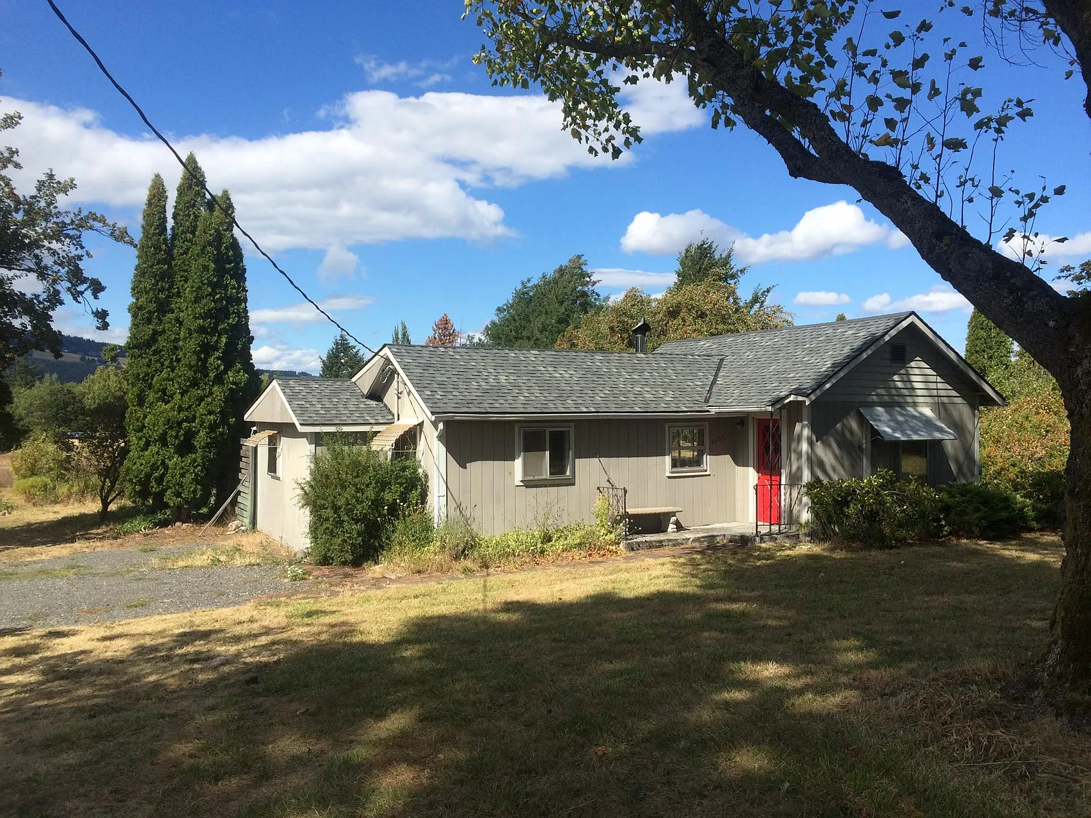 2 bed, 916 sqft, $2,500 — Photo 1