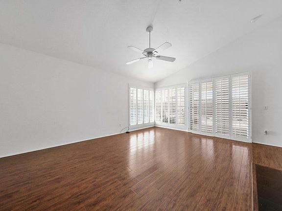 4th image of 77717 Calle Las Brisas S