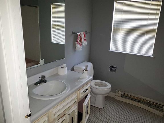 5th image of 7418 Clarendon Ct #18