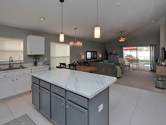 5th image of 17235 Poppy Fields Ln