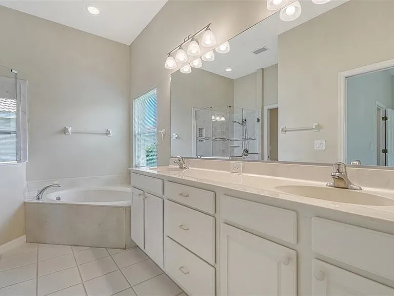 5939 Sandstone Ave — Photo 22