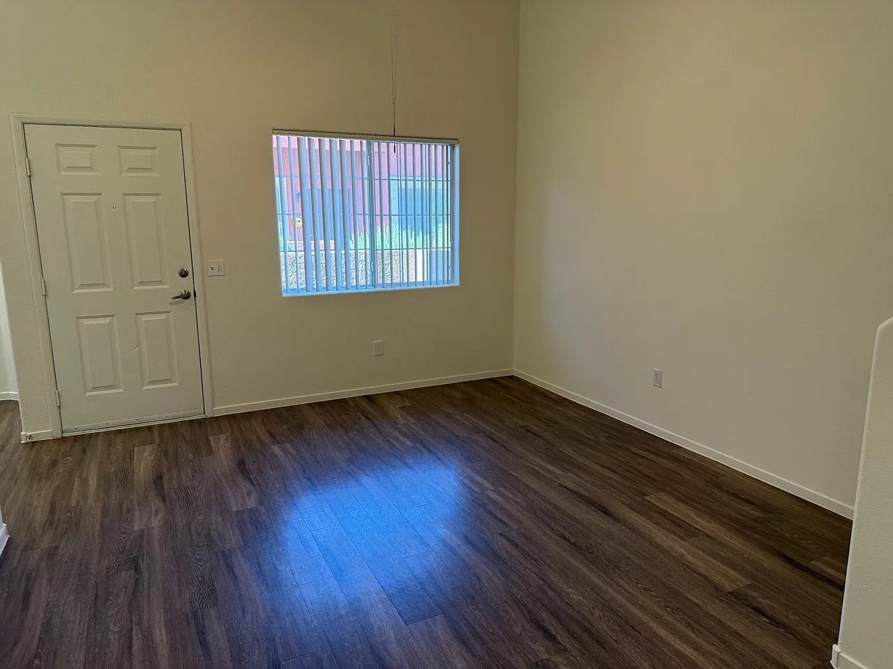3 bed, 2.5 bath, 1020 sqft, $1,769 — Photo 4