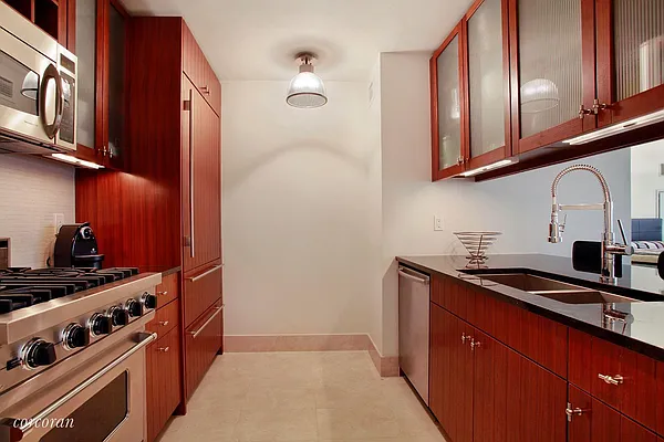 Rented by Corcoran | media 5