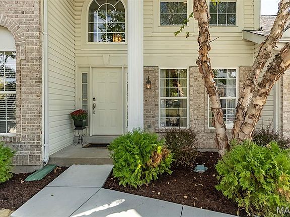 4th image of 2583 Hickory Manor Dr
