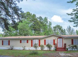 4767 Sunrise Dr, Chandler, TX 75758