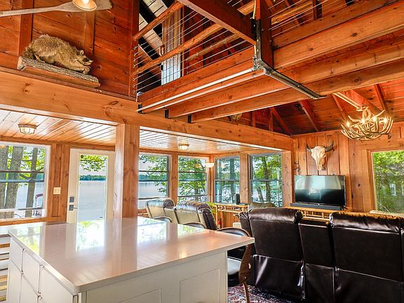 2nd image of 2557 Dorway Dr #1