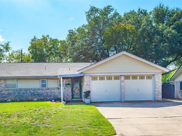 1709 Mary Dr, Euless, TX 76040