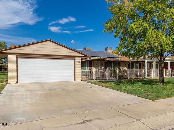 3rd image of 10108 W CANDLEWOOD Drive