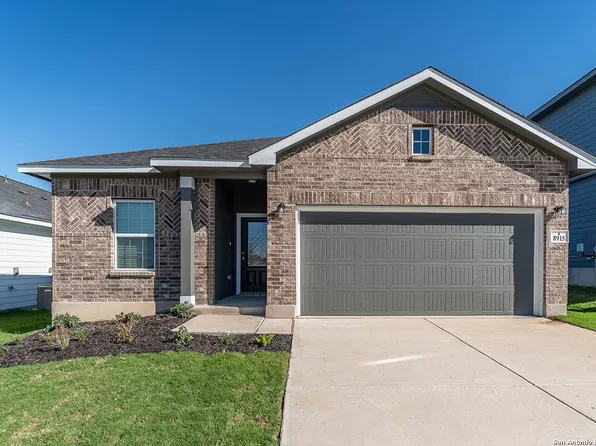8915 Grey Elm, Elmendorf, TX 78112