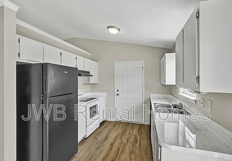 4018 Alfred Mill Ave — Photo 4