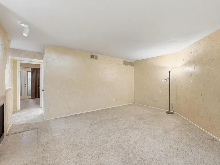 2311 Basil Dr #DRIVEC105 — Photo 6