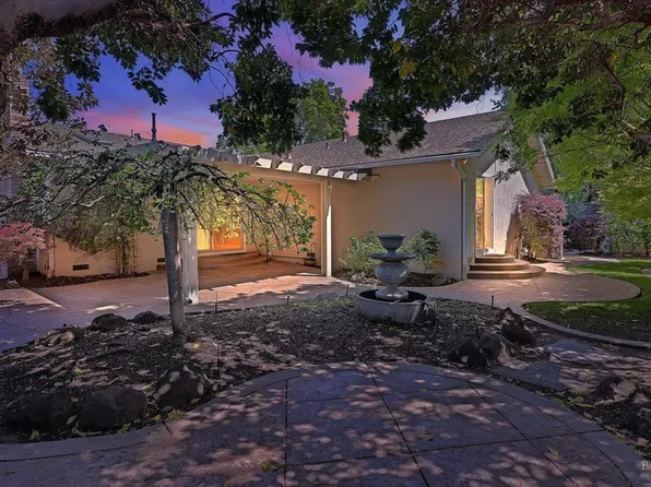581 Werner Way, Vacaville, CA 95688