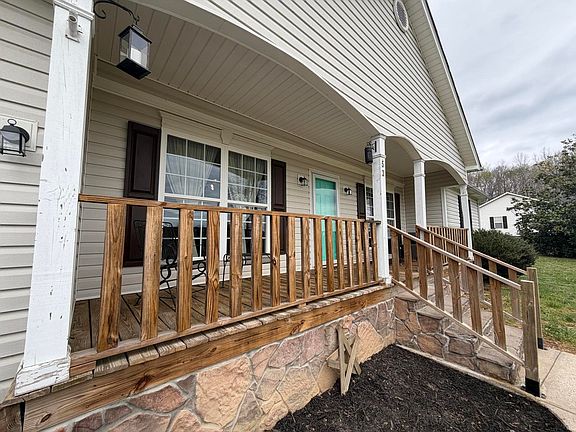 2nd image of 53 Ledford Rd